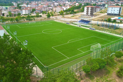 İnegöl'de Yeniceköy Futbol Sahası yenilendi