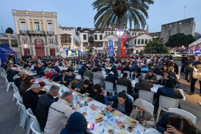 İzmir bereket sofrasını Çeşme'de kurdu